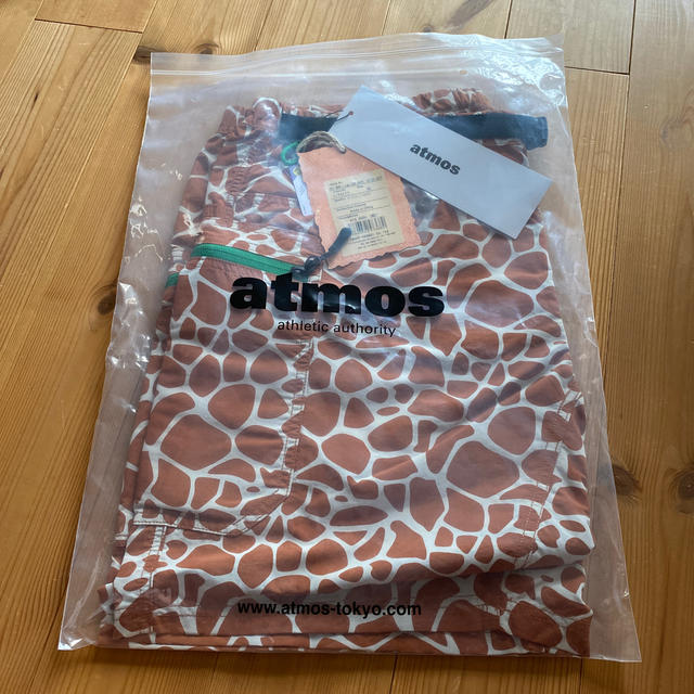 atmos(アトモス)のATMOS GRIP SWANY GEAR SHORTS GIRAFFE XL メンズのパンツ(ショートパンツ)の商品写真