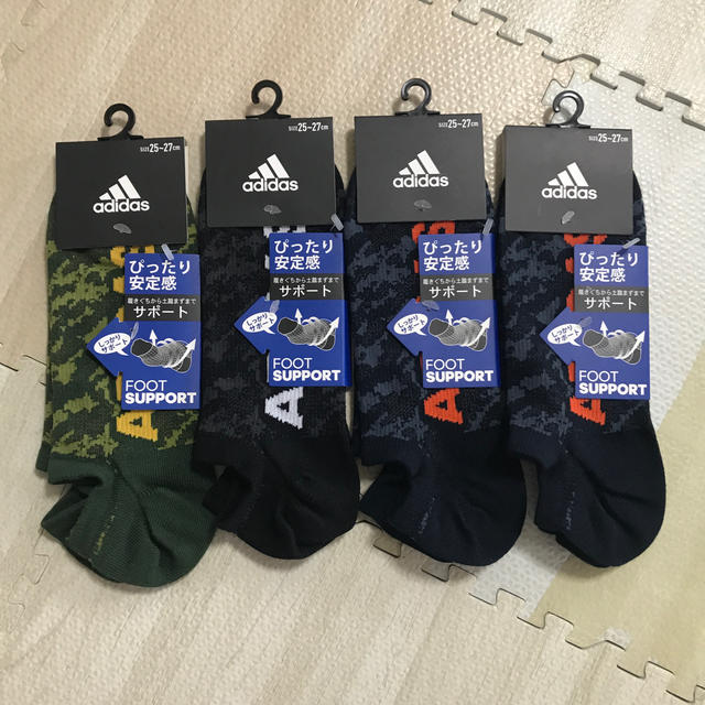 adidas(アディダス)のアディダス 靴下 ソックス 25〜27㎝ キッズ/ベビー/マタニティのこども用ファッション小物(靴下/タイツ)の商品写真