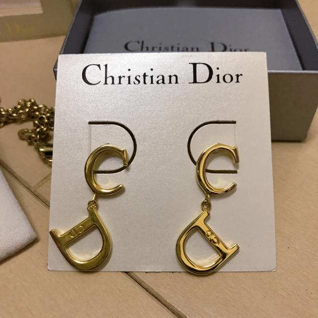 Christian Dior(クリスチャンディオール)のクリスチャンディオール　ピアスネックレスセット レディースのアクセサリー(ピアス)の商品写真