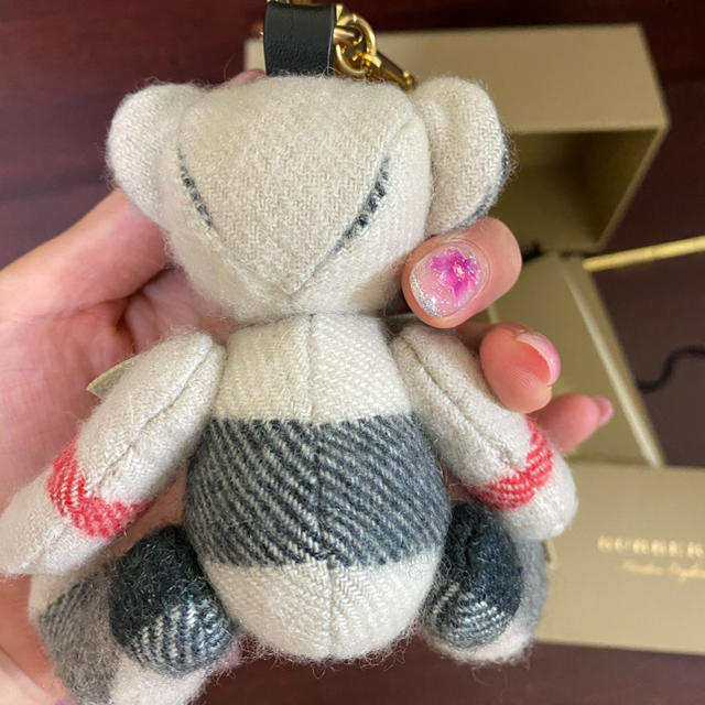 BURBERRY(バーバリー)の姫ちゃんmama様専用　Burberryベアチャーム レディースのファッション小物(キーホルダー)の商品写真