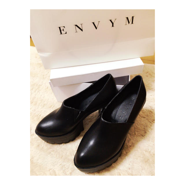 EMVYM♡新品ヒールパンプス