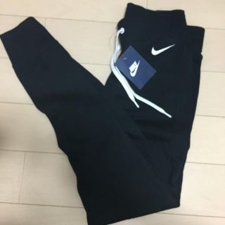 ナイキ(NIKE)のナイキ スウェット 黒(カジュアルパンツ)