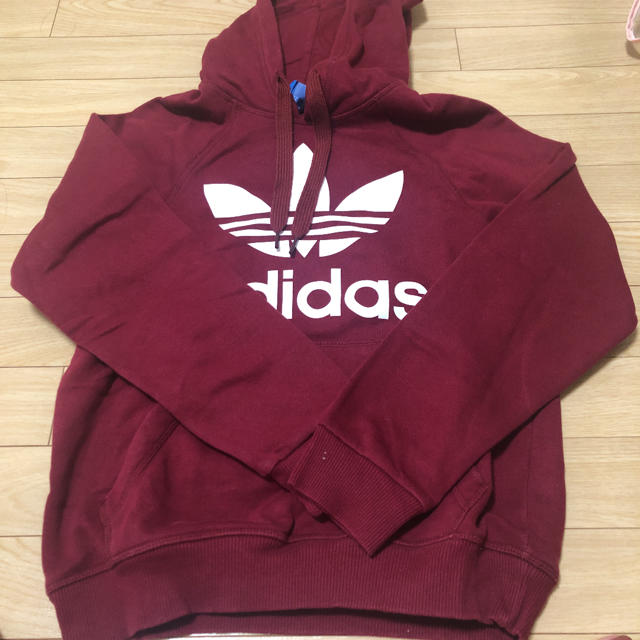 adidas(アディダス)の◎値下げ可◎ adidas パーカー　秋冬/裏起毛/ボルドー/女性向けサイズ レディースのトップス(パーカー)の商品写真