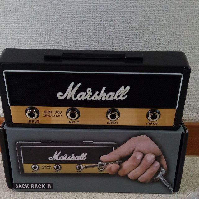 日本製/今治産 キーハンガー ギターアンプ型 Marshall JCMタイプ 通販 PIENSE マーシャル アンプ型キーハンガー JCM800 プラグ型キーチェーン4本付 収納 キーフック キースタンド (ブラック&ホワイ