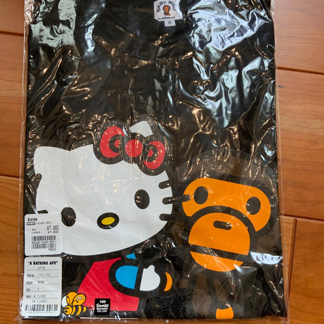 A BATHING APE(アベイシングエイプ)の『未開封』APEエイプMILOマイロ×SANRIO TシャツMENS Sサイズ  メンズのトップス(Tシャツ/カットソー(半袖/袖なし))の商品写真