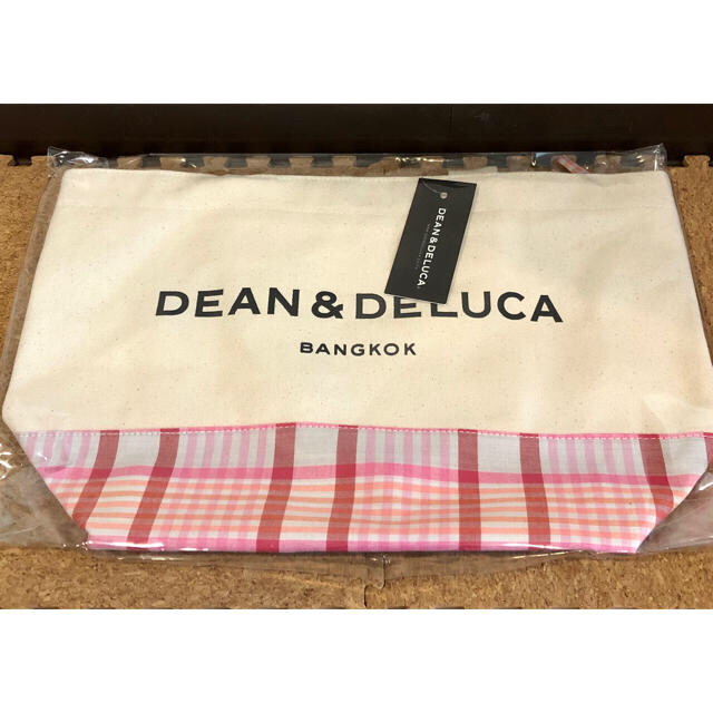 DEAN & DELUCA(ディーンアンドデルーカ)のDEAN&DELUCAトートバッグ タイ限定 期間限定 パーカオマー 入手困難！ レディースのバッグ(トートバッグ)の商品写真