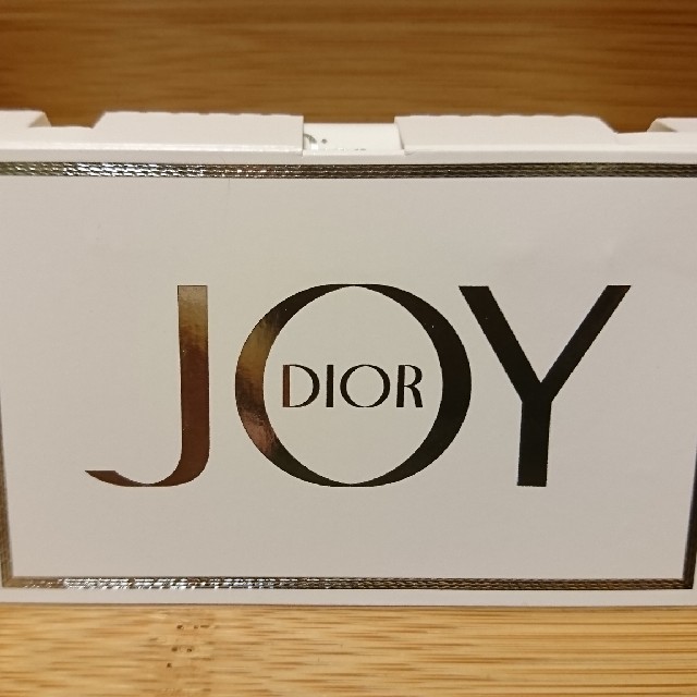 Dior(ディオール)のDior JOY 香水 1ml コスメ/美容の香水(香水(女性用))の商品写真