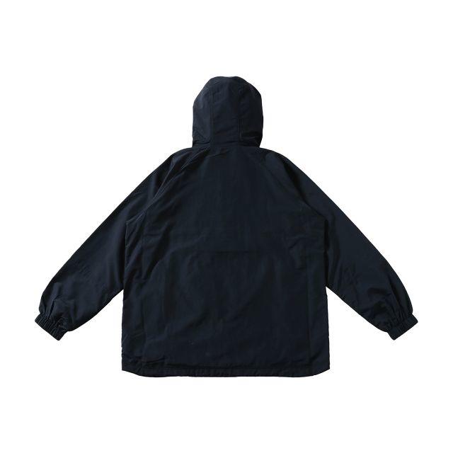 UNDEFEATED(アンディフィーテッド)の黒 XL UNDEFEATED CHAMPION ANORAK JACKET メンズのジャケット/アウター(マウンテンパーカー)の商品写真