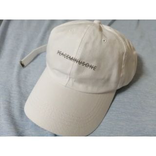 peaceminusone ロゴ ストラップ キャップ ホワイト 白(キャップ)