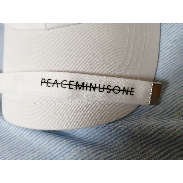 値下げ中！peaceminusone ロングストラップキャップ ホワイト メンズの帽子(キャップ)の商品写真