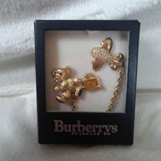 バーバリー(BURBERRY)の★BURBERRY、日本エアシステム機内販売品★(ブローチ/コサージュ)