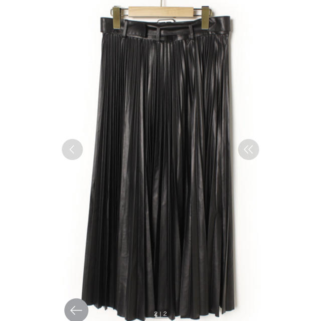 ZARA(ザラ)の美品ZARA‼︎ベルト付きフェイクレザープリーツスカート レディースのスカート(ロングスカート)の商品写真