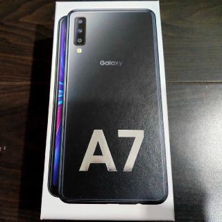 サムスン(SAMSUNG)のGALAXY A7 ブラック (新品未開封)(スマートフォン本体)