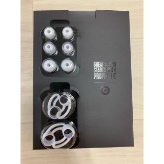 ビーツバイドクタードレ(Beats by Dr Dre)の(本日限定)beatsX ホワイト　付属品(ヘッドフォン/イヤフォン)