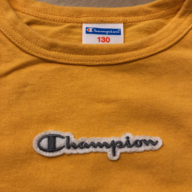 Champion(チャンピオン)のチャンピオン　Tシャツ　130cm 2枚セット キッズ/ベビー/マタニティのキッズ服女の子用(90cm~)(Tシャツ/カットソー)の商品写真