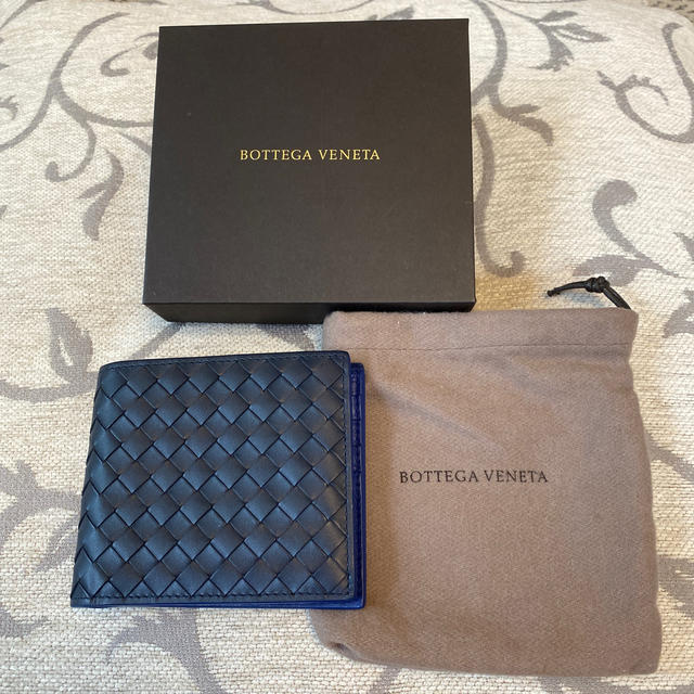 Bottega Veneta(ボッテガヴェネタ)のボッテガヴェネタ BOTTEGA VENETA 2つ折り 財布 メンズのファッション小物(折り財布)の商品写真