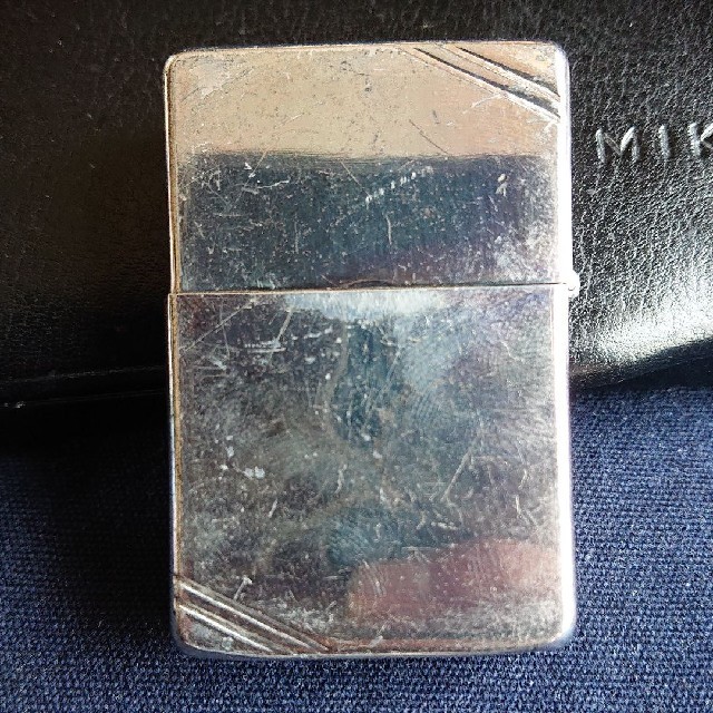 ZIPPO(ジッポー)のシリアルNo ジッポーライター1989 メンズのファッション小物(タバコグッズ)の商品写真