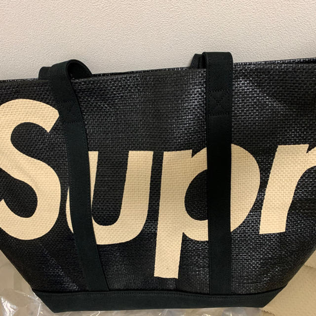 Supreme Raffia Tote Blackバッグ