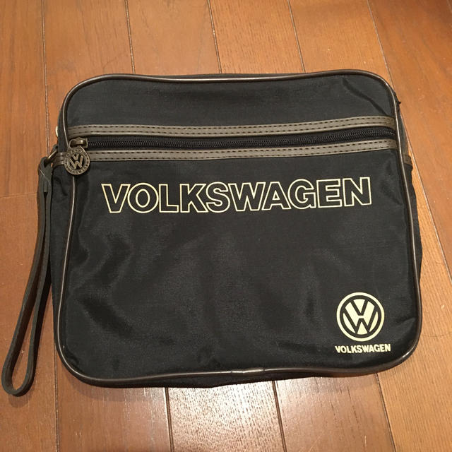 Volkswagen(フォルクスワーゲン)のポーチ　新品　フォルクスワーゲン メンズのバッグ(セカンドバッグ/クラッチバッグ)の商品写真