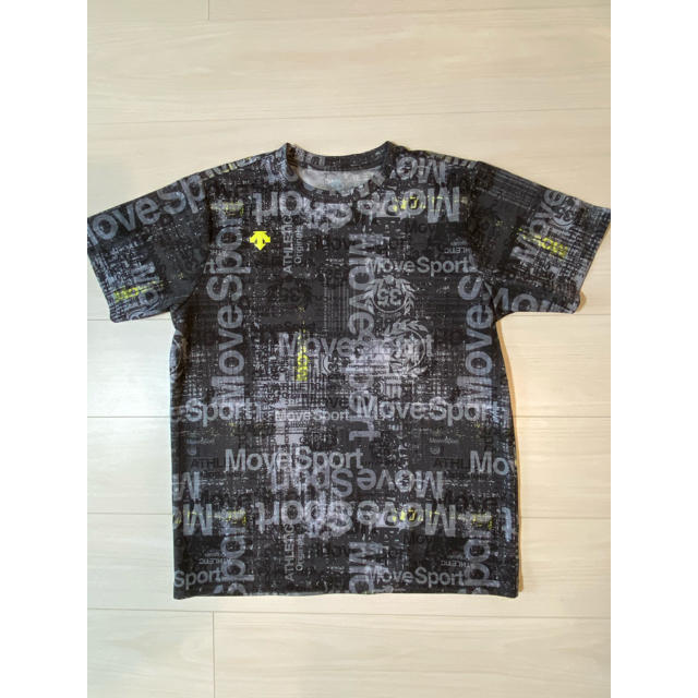 DESCENTE(デサント)のDESCENTEのTシャツ　★送料込 メンズのトップス(Tシャツ/カットソー(半袖/袖なし))の商品写真