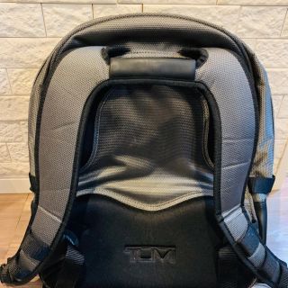 TUMI - TUMI (トゥミ) T2 リュックの通販 by yu's shop|トゥミなら ...