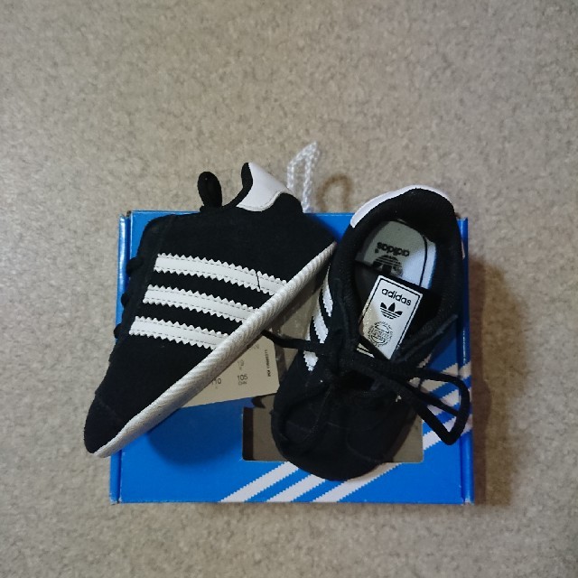 adidas(アディダス)のアディダス ファーストシューズ キッズ/ベビー/マタニティのベビー靴/シューズ(~14cm)(スニーカー)の商品写真