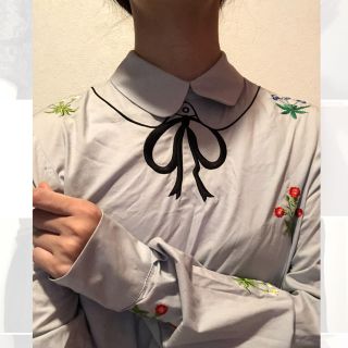 カルヴェン(CARVEN)のvivetta 刺繍ブラウス(シャツ/ブラウス(長袖/七分))