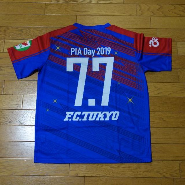FC東京　七夕限定ユニフォーム型Tシャツ スポーツ/アウトドアのサッカー/フットサル(ウェア)の商品写真