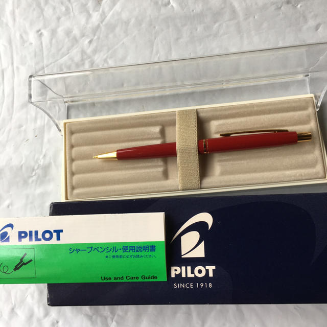 PILOT(パイロット)の値下げしました！！　PILOT パイロット　シャープペン　0.5 インテリア/住まい/日用品の文房具(ペン/マーカー)の商品写真