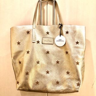 美品☆NUR DNATELLA LUCCHI スターシシュウトートXS ゴールド