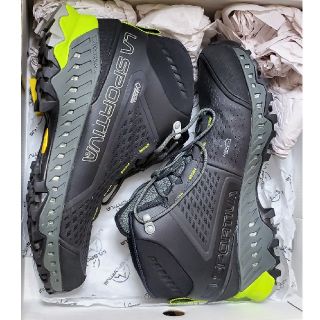 スポルティバ(LA SPORTIVA)のラ　スポルティバ　ストリーム GTX カーボン　サイズ43（27.3cm）(スニーカー)