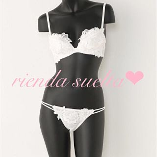 リエンダ(rienda)の【新品】ダブルレースBRA(ブラ&ショーツセット)