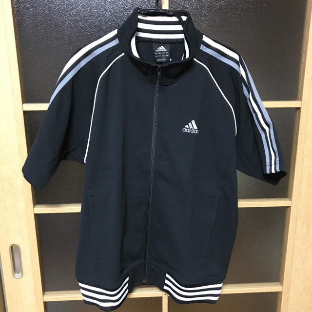 adidas 半袖ジャージ