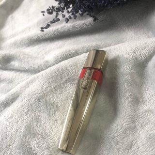 ロレアルパリ(L'Oreal Paris)のロレアルパリ 大人気シャインカレス ティント リキッドルージュ 702 赤リップ(リップグロス)