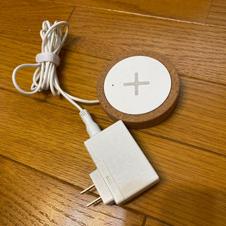 イケア(IKEA)のiPhone用充電器(バッテリー/充電器)