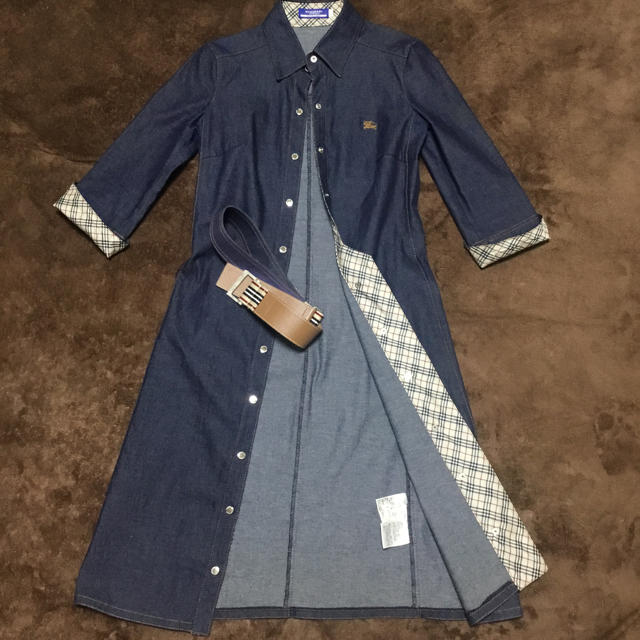 BURBERRY BLUE LABEL(バーバリーブルーレーベル)のバーバリーブルーレーベル　デニムワンピース レディースのワンピース(ひざ丈ワンピース)の商品写真