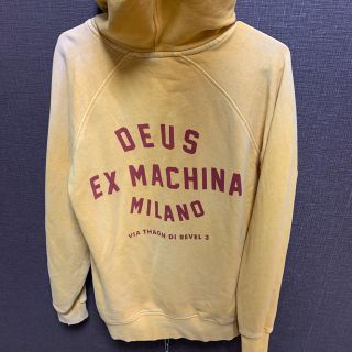 デウスエクスマキナ(Deus ex Machina)のDEUS EX MACHINA デウス　パーカー　美品(パーカー)