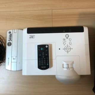 リコー(RICOH)のRICOH プロジェクター　ELMO実物投影機セット(プロジェクター)