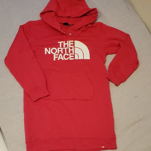 THE NORTH FACE(ザノースフェイス)の新品❗THE NORTH FACEワンピース キッズ/ベビー/マタニティのキッズ服女の子用(90cm~)(ワンピース)の商品写真