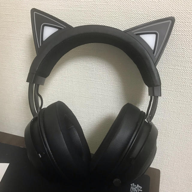 最安値！Razer Kraken Kitty Black スマホ/家電/カメラのオーディオ機器(ヘッドフォン/イヤフォン)の商品写真