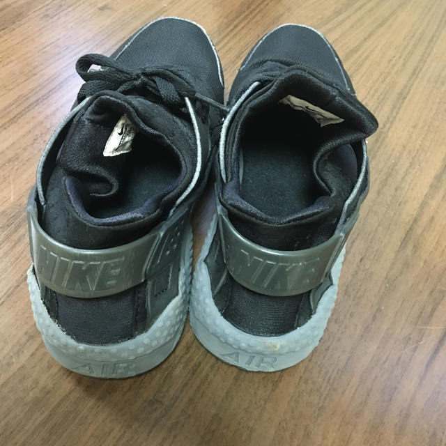 NIKE(ナイキ)のナイキ　エアハラチ メンズの靴/シューズ(スニーカー)の商品写真