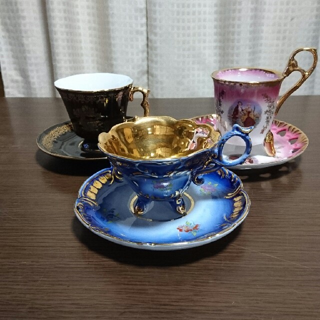 FINE  PORCELAIN  カップ&ソーサー  ３客セットキッチン/食器