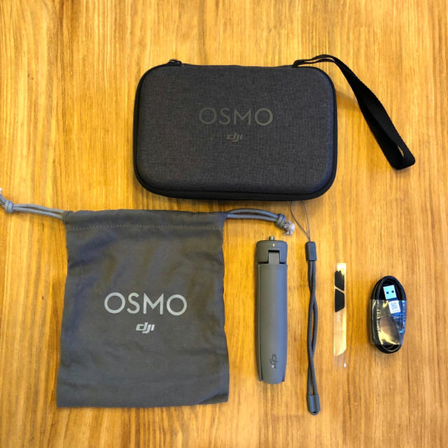 【国内正規品】DJI Osmo Mobile 3 コンボ　ジンバル スマホ/家電/カメラのスマホアクセサリー(自撮り棒)の商品写真