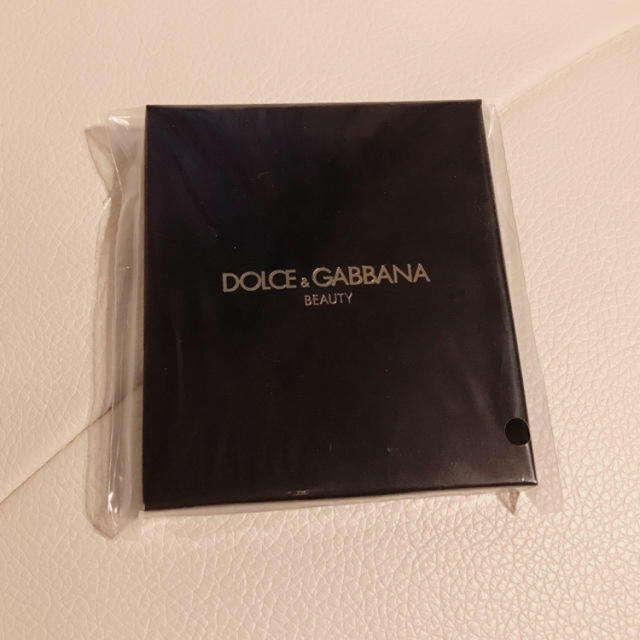 DOLCE&GABBANA(ドルチェアンドガッバーナ)の新品未使用　DOLCE&GABBANA マヨルカ柄ミラーノベルティ レディースのファッション小物(ミラー)の商品写真
