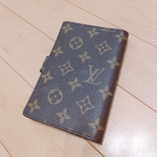 LOUIS VUITTON(ルイヴィトン)のロゴデザイン☆メモ帳 インテリア/住まい/日用品の文房具(ノート/メモ帳/ふせん)の商品写真