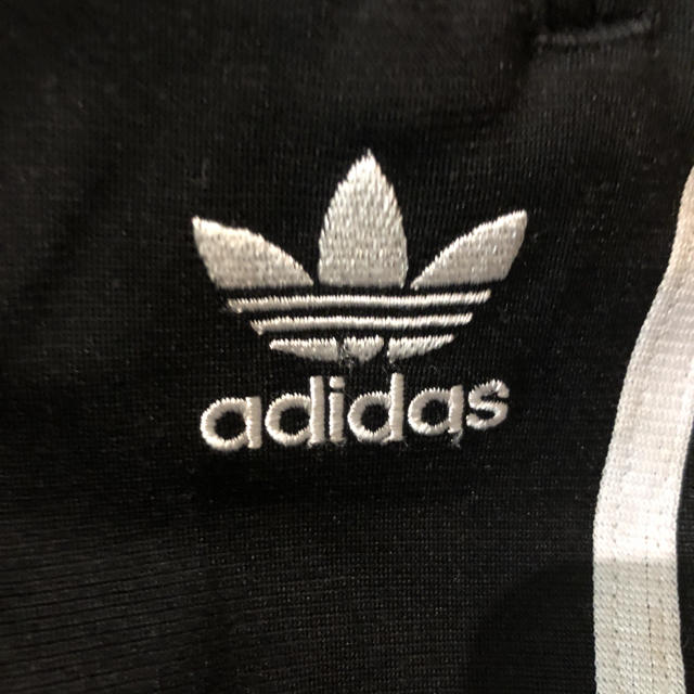 adidas(アディダス)のアディダス　オリジナルス　ジャージ　110㎝ キッズ/ベビー/マタニティのキッズ服男の子用(90cm~)(パンツ/スパッツ)の商品写真