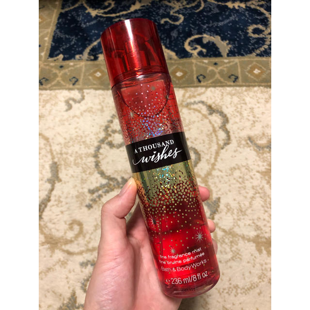 Bath & Body Works(バスアンドボディーワークス)の【未開封】Bath & Body Works のボディスプレー(236ml) コスメ/美容の香水(香水(女性用))の商品写真