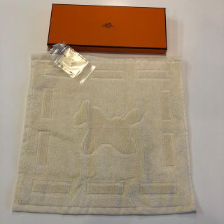 エルメス(Hermes)のHERMES / エルメス　ホース/木馬柄　ハンドタオル　新品未使用　正規品(タオル/バス用品)