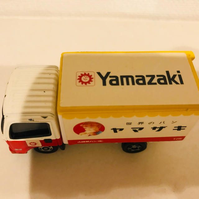 Takara Tomy(タカラトミー)のトミカ！ヤマザキパン！ エンタメ/ホビーのおもちゃ/ぬいぐるみ(ミニカー)の商品写真