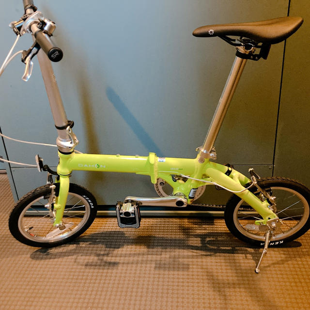 DAHON(ダホン)の【やまね様専用】ダホン・ダヴプラス/折りたたみ自転車/超軽量/美品 スポーツ/アウトドアの自転車(自転車本体)の商品写真